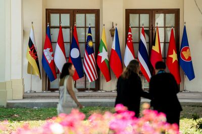 Asean must rely on itself and Japan