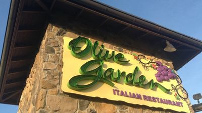 Woman allegedly forced to marry man at gunpoint. Then he allegedly held her against her will at a New Hampshire Olive Garden