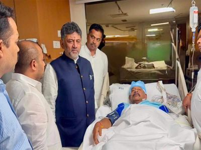 Karnataka CM DK Shivakumar visits MLA K Shadakshari in Delhi hospital, wishes speedy recovery