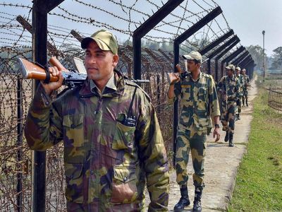 Issues related to illegal, forcible border crossings discussed during India-Bangladesh talks: BSF