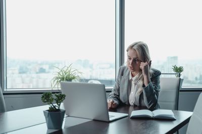 Corporate Core Fashion Trends: Modern Office Outfit Ideas and the Future of Business Casual Style