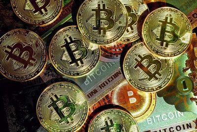 Bitcoin trades near $63,600 as sentiment nears 2022 bottom levels. Here is what experts say