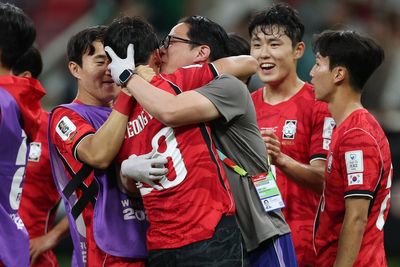 Former Celtic forward Oh bags winner as South Korea come from behind to beat Czech Republic