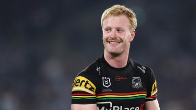 Try-scoring machine extends Panthers stay