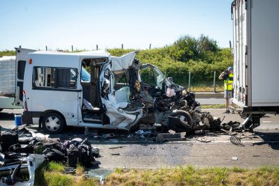 2 collisions on a Hungarian highway kill 8 people