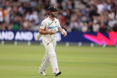 New Zealand great Kane Williamson announces shock retirement midway through England series