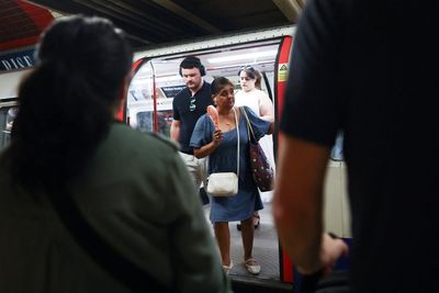 Date set for when whole Tube network will have phone signal – here’s when