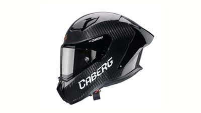 This Italian Motorcycle Race Helmet Looks Like A Bargain. But Americans Can't Buy It