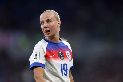 Beth Mead joins Man City after ending nine-year stay at Arsenal