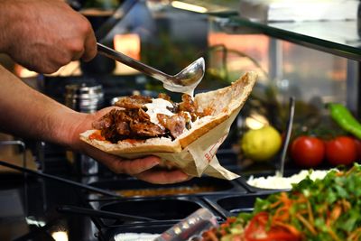 E. Coli Outbreak Linked to Beef Kofta at The Kebab Shop Hospitalizes 5 and Gives 2 Children Kidney Failure — Genetic Testing Confirms the Match