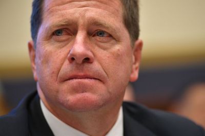 Trump Turns to Veteran Prosecutor Jay Clayton for Top Intelligence Post After Bipartisan Backlash to Pulte Appointment