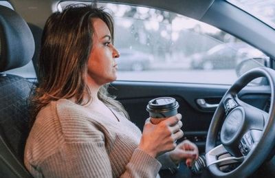 The 30-Second Car Safety Check Every Woman Should Do Before Leaving Home