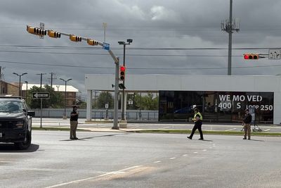 Suspect dead after police standoff in Texas shooting that killed one and injured 10