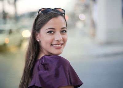The Dating Trend Younger Women Say Older Women Should Watch Closely