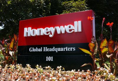 Labor Shortages Are a Problem That Is Coming For Society And AI Can Help, Honeywell CEO Claims