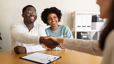Next-Gen Investors Won't Ditch Human Advisers for AI, But This Is How Advisers Will Have to Adapt to Stay in the Game