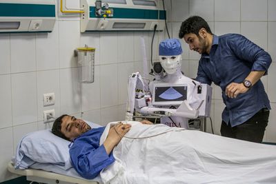 AI Outpaces Trust in Healthcare as Patients and Doctors Struggle to Keep Up, 2026 Study Finds