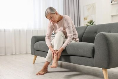 6 Daily Foot Checks That Prevent Serious Complications