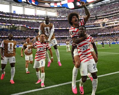 USA bulldoze Paraguay as co-hosts romp to victory in World Cup opener
