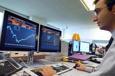 European shares rally as Middle East peace hopes drag oil prices lower