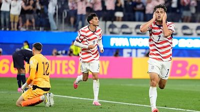 USA make impressive start to World Cup campaign in front of Hollywood stars