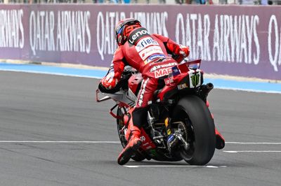 Pirelli doesn't intend to make a "Marquez" tyre for MotoGP: "It is not our style"