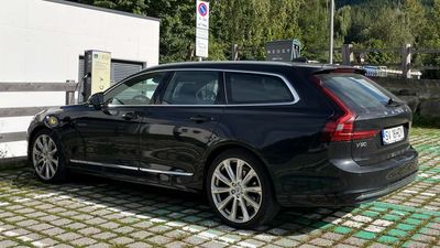This Simple Trick Boosted My Plug-In Hybrid's Fuel Economy To 50 MPG