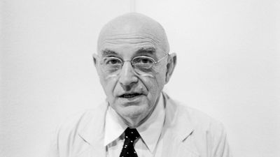 "To photograph reality is to photograph nothing": Duane Michals rejected the idea of the 'decisive moment' and did something wildly different