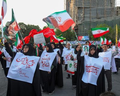 Trump says Iran peace deal could be signed by Sunday, with strait of Hormuz to open shortly after