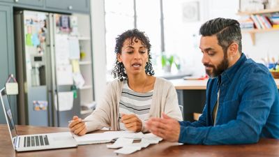 An Essential Money Checklist For Your 40s
