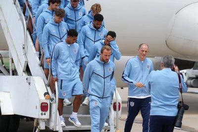 England World Cup chef stopped from boarding train due to kitchen knives