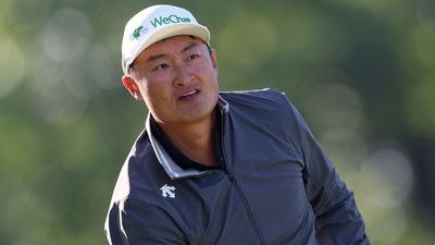Haotong Li Moves Into RBC Canadian Open Contention As A Familiar Face Steps In On The Bag