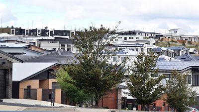 Relief likely as Reserve Bank tipped to hold cash rate