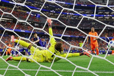 Everything you missed from day four at World Cup 2026: Summerville wondergoal, incredible Japan fans and Uruguay travel chaos