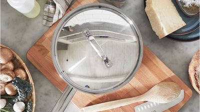 IKEA’s $25 Stainless Steel Sauté Pan Is Replacing Expensive Cookware –And It’s a Non-Toxic Kitchen Game-Changer