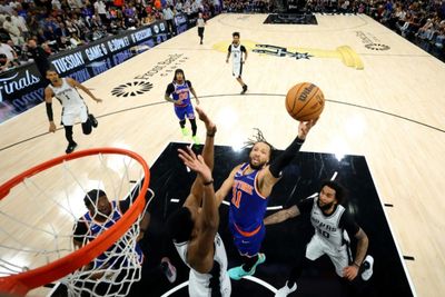 Brunson leads Knicks to first NBA title in 53 years