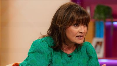 It's going to sell-out - Lorraine Kelly's elegant Next dress looks so much more expensive than its price tag