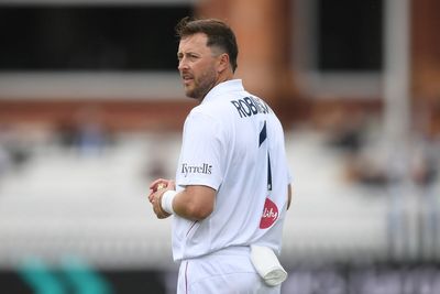 England handed another selection headache as Ollie Robinson ruled out of second Test against New Zealand