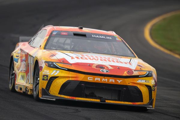Denny Hamlin wins third consecutive NASCAR Cup race, beating Reddick at Pocono
