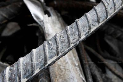 Experts question steel plant's reopening