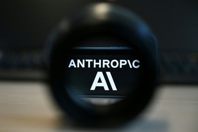 US order cutting access to Anthropic's AI models sparks criticism