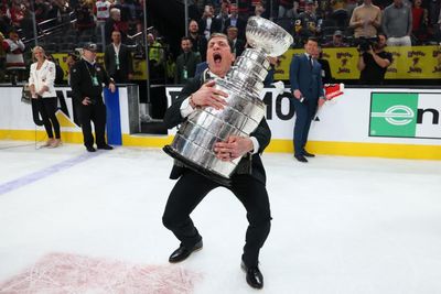 From captain to coach: Rod Brind’Amour’s two Stanley Cups with the Hurricanes, 20 years apart