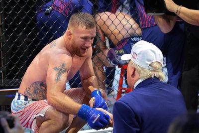 Justin Gaethje scores huge upset over Ilia Topuria at UFC White House to realise career-long dream