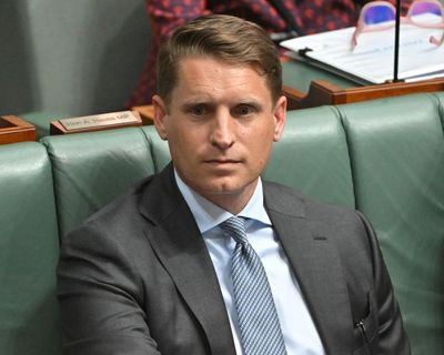 Andrew Hastie compares AI to cold-war nuclear arms race and warns Australia may fall behind