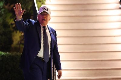 White House alarm over explosive new book on Trump