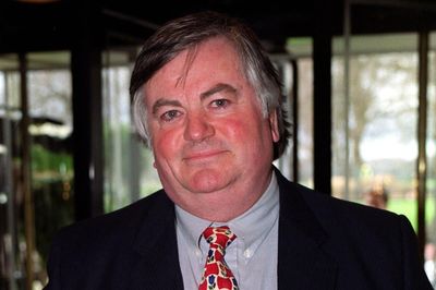 Roger Cook death: Investigative journalist and TV broadcaster dies aged 83