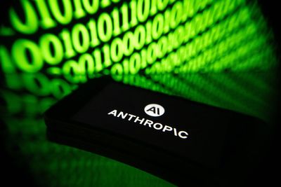 Trump admin bans foreign access to anthropic AI models over national security fears