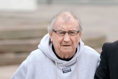 Grandfather of Jesse Lingard dies ahead of trial