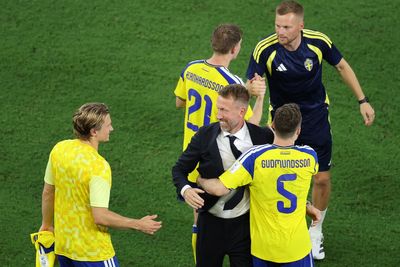 Graham Potter speculates over his bizarre World Cup ear injury