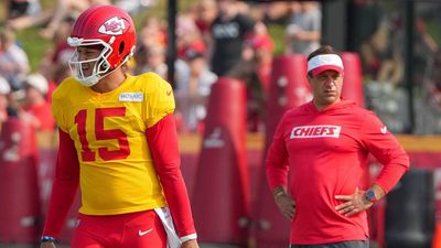 Albert Breer: How Patrick Mahomes's Historic Extension With the Chiefs Came Together